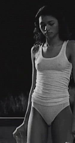 celebrity non-nude pokies gif