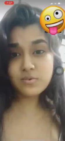 Hottie🔥Desi Girl Teasing With Her Melons💘💘