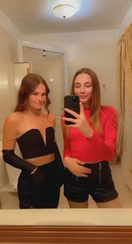 Flashing Girlfriends Long Hair Natural Tits Nipples Petite Small Tits Smile Teen