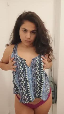 I'm the kind of girlfriend who shows you her tits for no reason