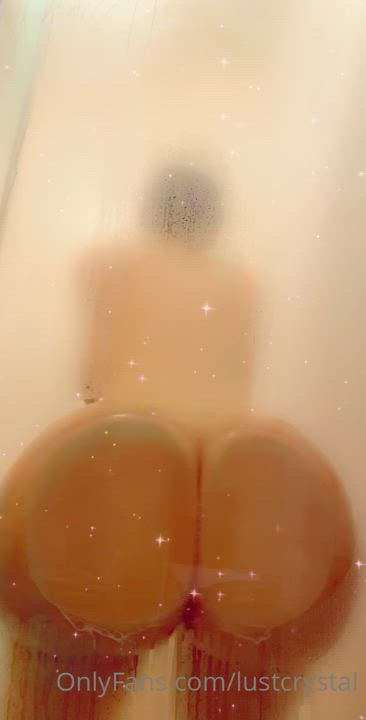 Crystals ass against glass