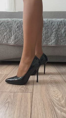 fansly foot fetish heels high heels legs milf nylon nylons pantyhose stockings gif
