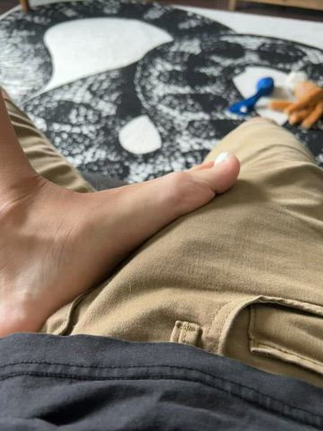 Omggg wtff?? I barely even touched you! You’re already spilling your loser load