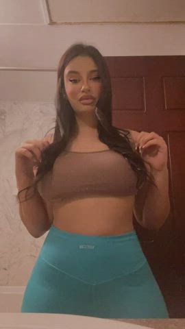 Mirror is my stalker 😜