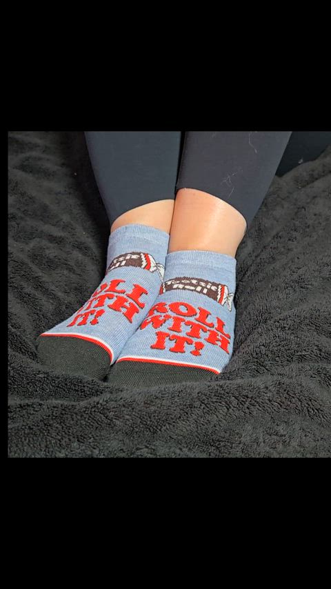 feet socks toes gif