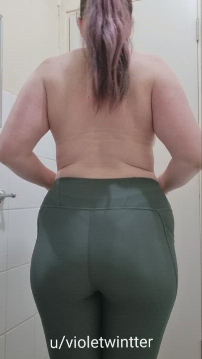 I didn't realise my G was visible through my leggings!