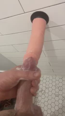 37 m 4 A . Looking for someone who has a big cut cock like mine to play online and