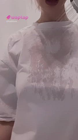 Nice tits in a shower