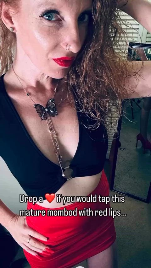 fansly milf manyvids mature onlyfans redhead sexting amateur-girls redheads gif