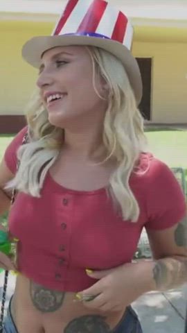 Blonde pawg celebrates the 4th with some cock