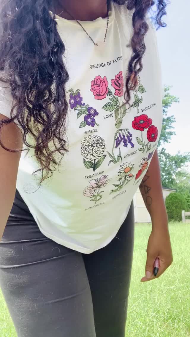 Let me teach you the language of the flowers ? ?? [drop] [OC]