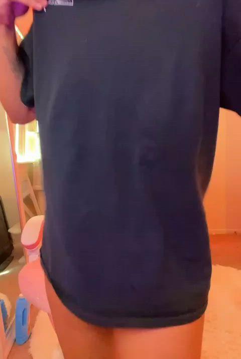 busty curvy huge tits on/off gif