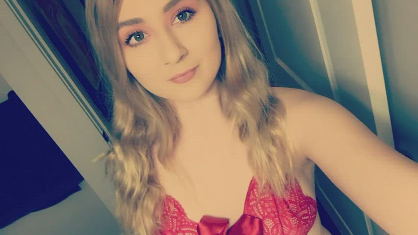 Would you fuck me? Link in my bio and the comments 🥰