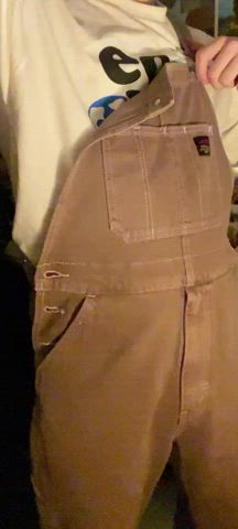 Undoing my dungarees 🥲