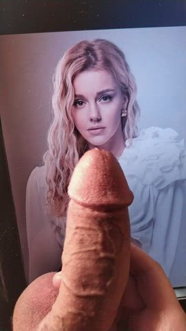 Yulianna Karaulova - Open belly cum tribute GIF by yaichkict