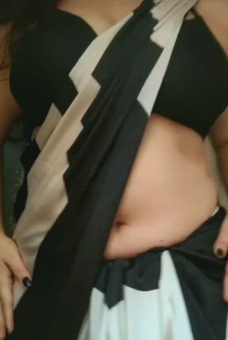 This clip defines thick Indian MILF fetish
