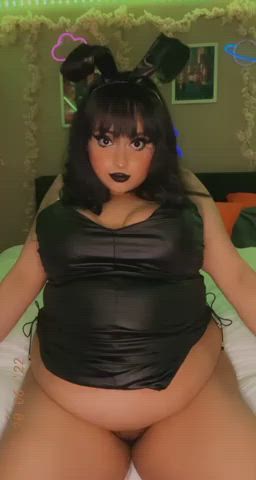 I love my hairy pussy