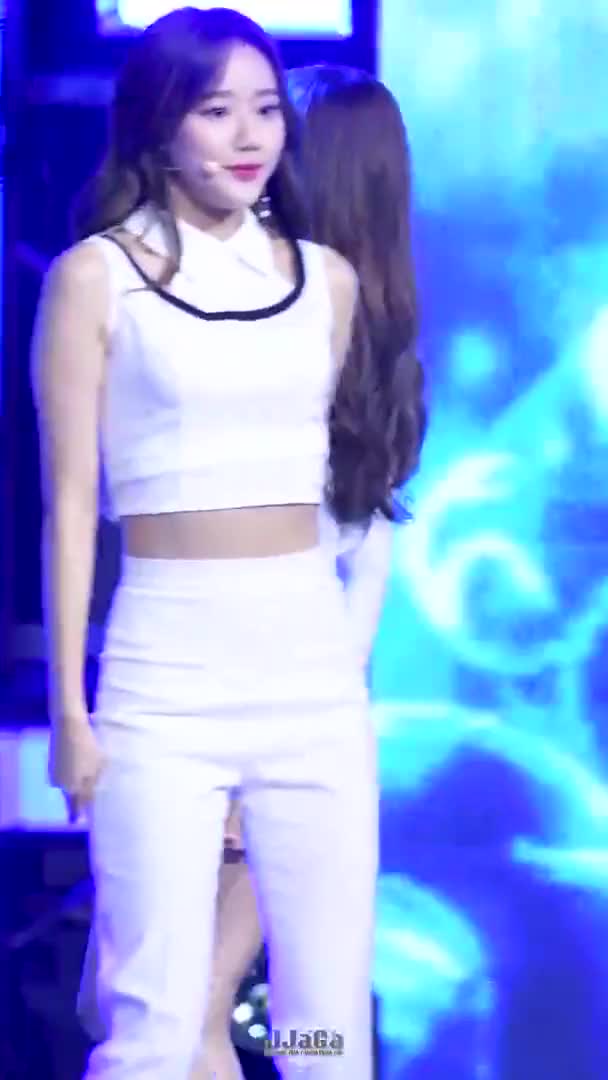 180506 에이프릴 레이첼 직캠 (April Rachel) -'파랑새' (Fancam) By.JJaGa