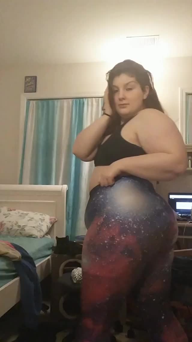 O[F]ficially on lockdown babey!! (sorry for the wacky lighting)