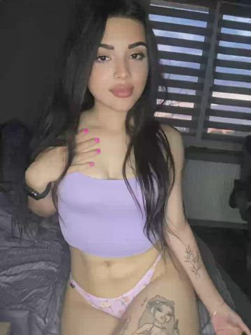 After a coffee, I got hot in my shirt, haven't you yet?🤪