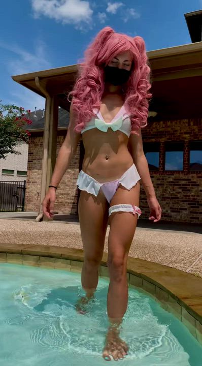 Cum help a horny college girl get Wet💦50% off the next 10 people that send me