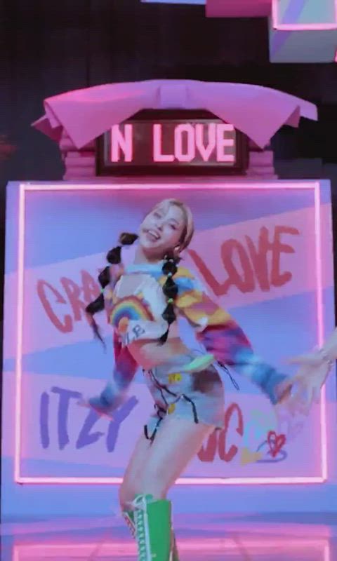 body celebrity korean gif