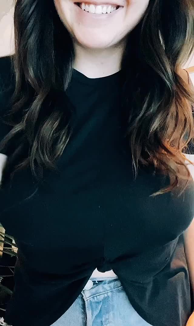 “Smile vs. Titty Drop!” The title of my autobiography ??‍♀️