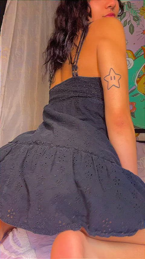 Can a 19yo latina get you hard?