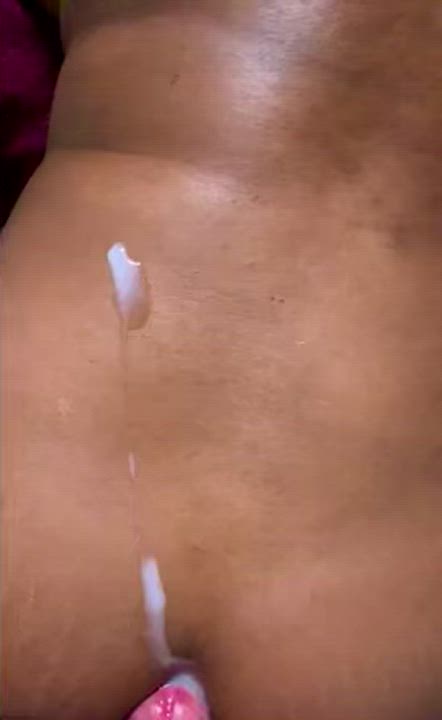 Came on my wife’s sexy ass (45) couple