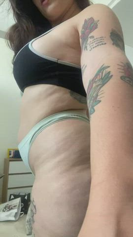 Brunette Curvy Latina Sensual gif