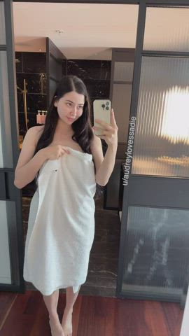 I tried taking a nice PG pic for you, but the towel wouldn't let me 😜