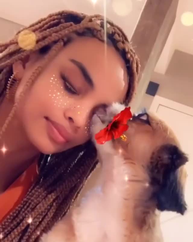 Muitos beijinhos a todo momento ? Juca é bem beijoqueiro ? Esses beijinhos são