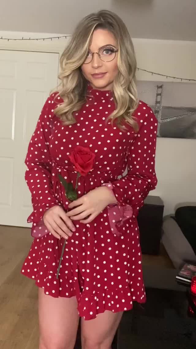 Do You Like Red Gril ((free album in the comments ))