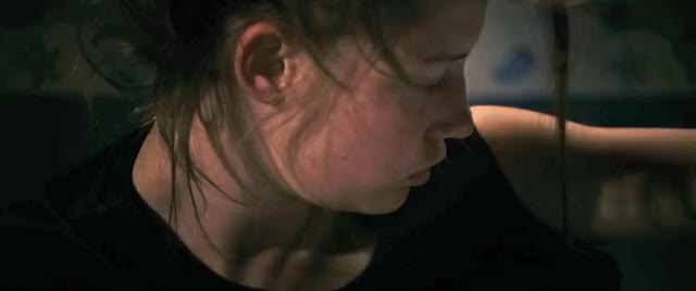 Adele Exarchopoulos & Lea Seydoux - Blue Is the Warmest Color - 1.mp4