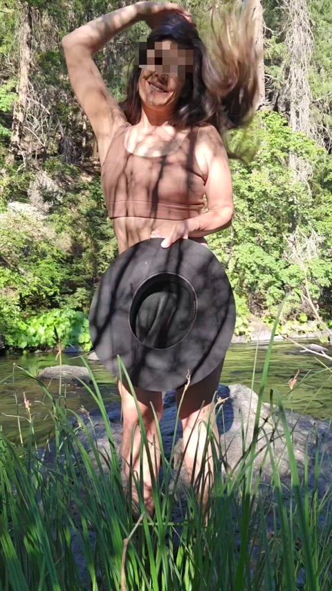amateur bikini country girl milf mom amateur-girls thick-booty tik-tok gif