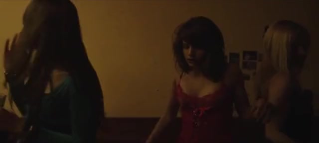 Bathroom blowjob from Klip (2012)
