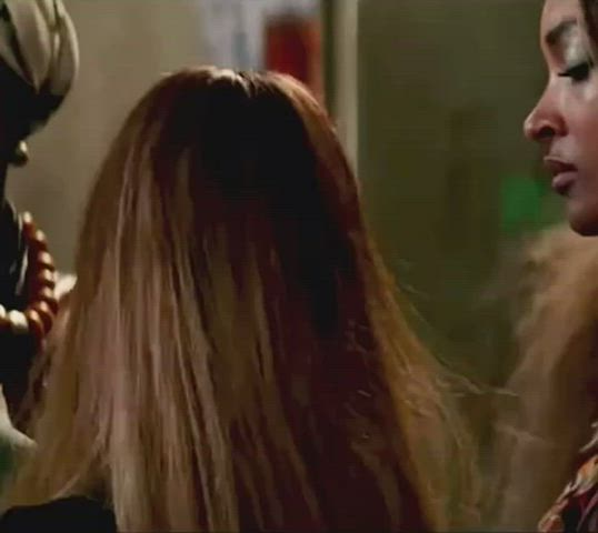 Ariana in Zoolander 2