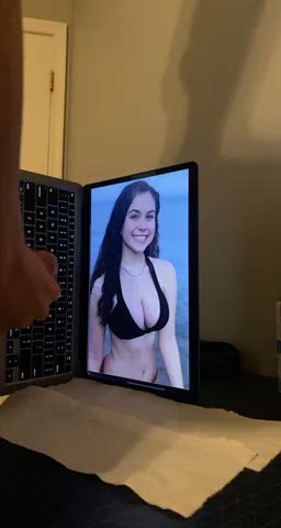 Big tit babe gets a big load 💦