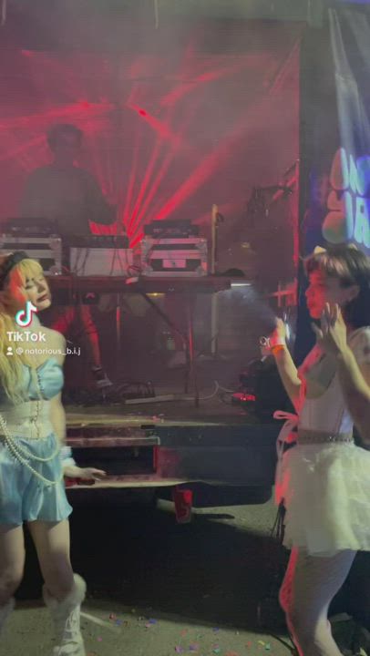 unreleased footage from alice in wonderland