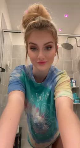 Doing my best to cure your Monday blues with a titty drop! :)