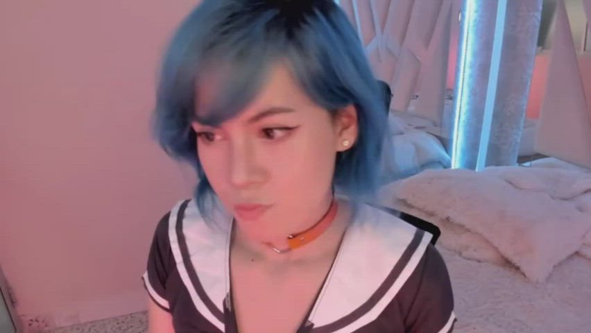 Bluehaired one