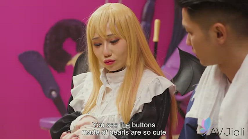 Taiwanese babe Xu-Xiaoxinm loves anime and today gets to play in her costumes