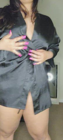 Hubby’s disinterest kills my confidence so I’m flashing you for thrills