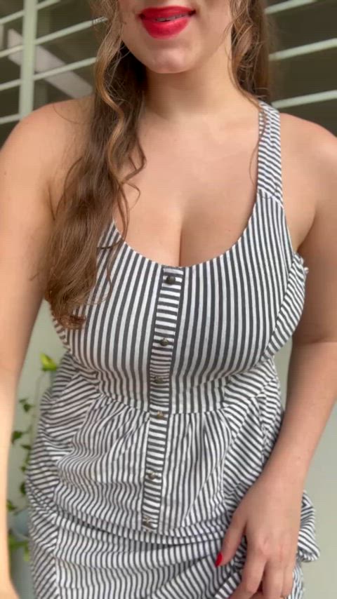 Sending masturbation videos to every guy that upvts( my auto reply is on) Snap 👻