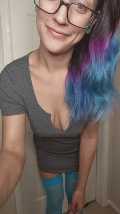 Couldn't wait to get home and [drop] my braless natural tits out of my dress today