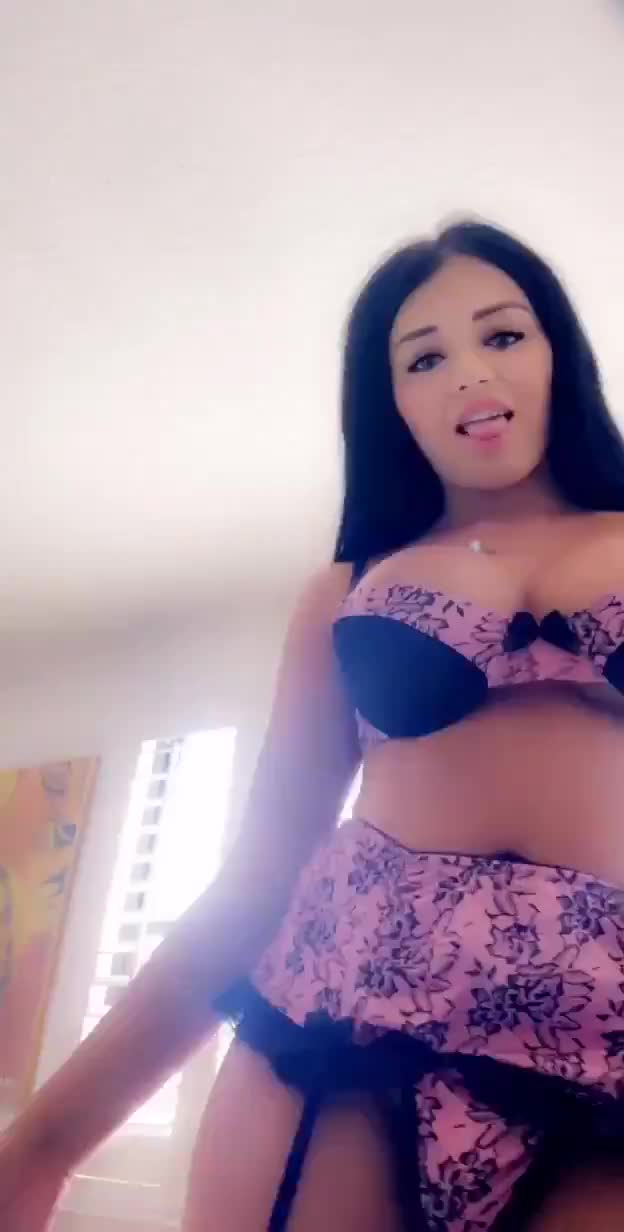 Happy-sexy-nude-https---t.co-NQVepi6QWF 1568477638176
