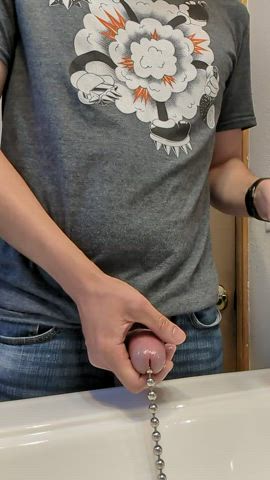 Pull the chain and milk my glans for a nice climax