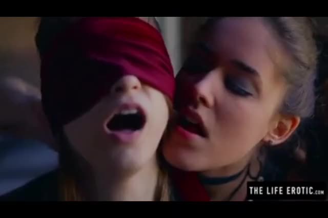 lesbian blindfolded fingering masturbating