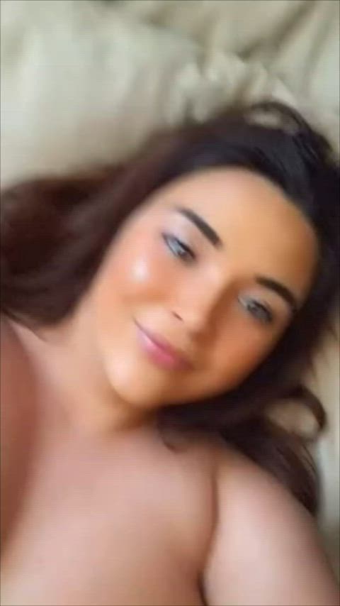 amateur babe big tits boobs huge tits latina nsfw pussy gif