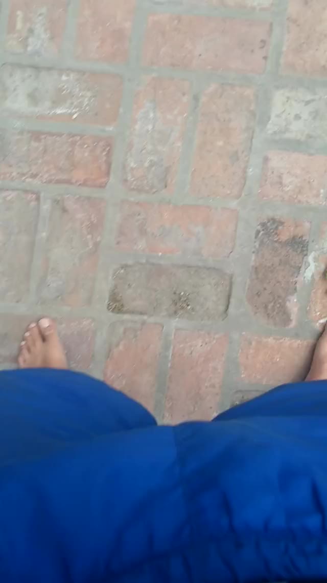 Cumming outside